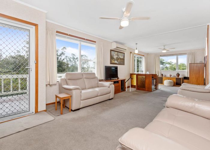  at 52 Aeroview Drive, Beach Haven, North Shore City, Auckland