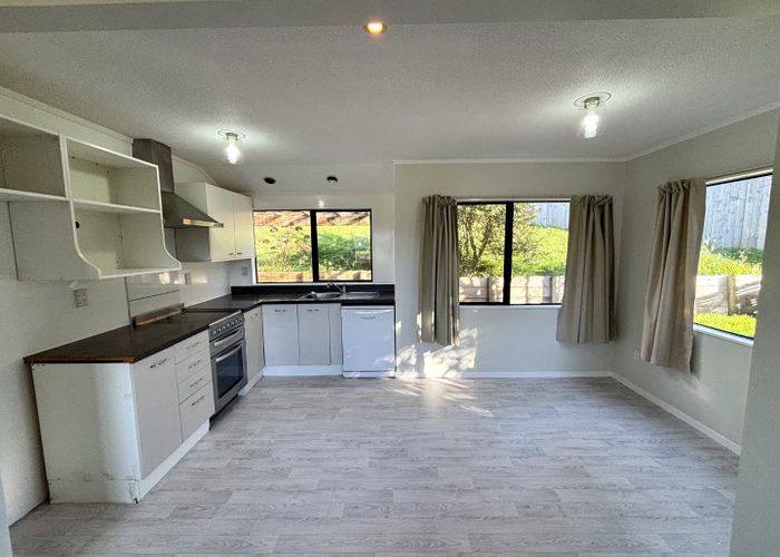  at 22 Albatross Close, Whitby, Porirua, Wellington