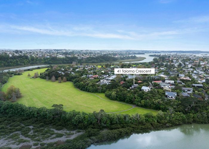  at 41 Taioma Crescent, Te Atatu Peninsula, Waitakere City, Auckland