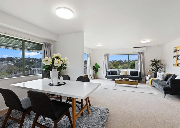  at 12a Sunnyfield Crescent, Glenfield, North Shore City, Auckland