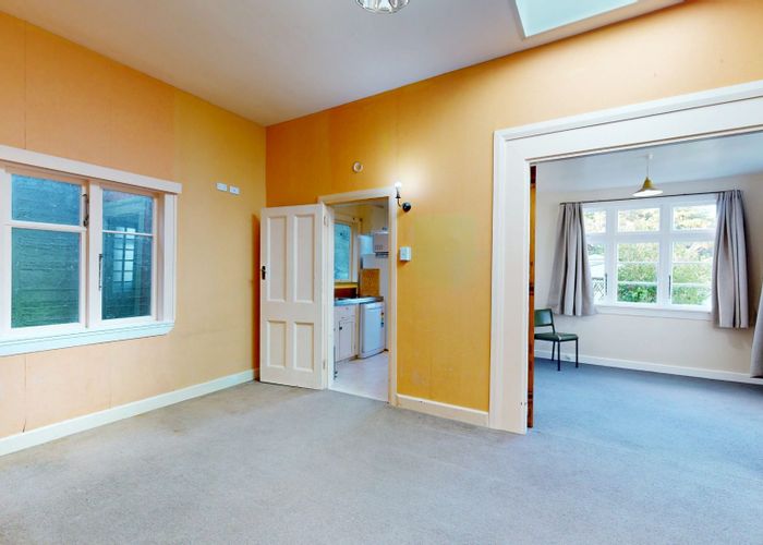  at 90 Kelburn Parade, Kelburn, Wellington, Wellington