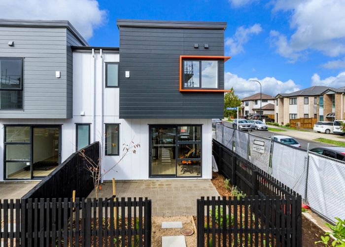  at 11 Kaikape Lane, Flat Bush, Manukau City, Auckland