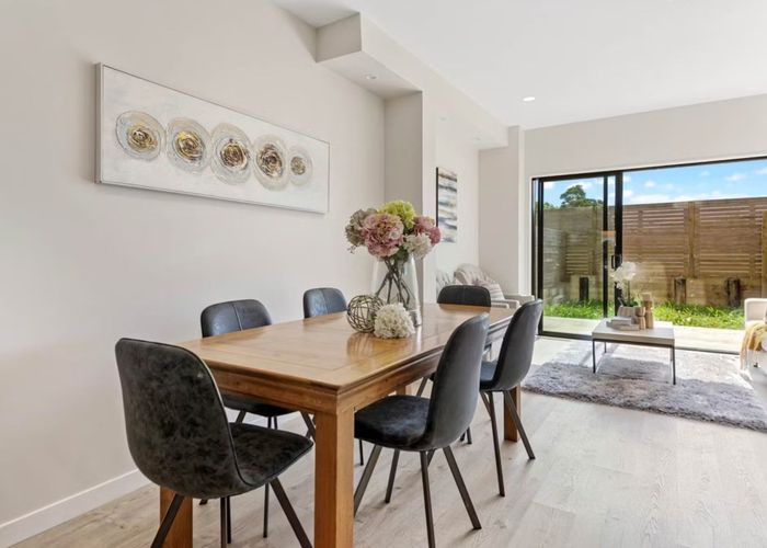  at 198 Sunnynook Road, Totara Vale, North Shore City, Auckland