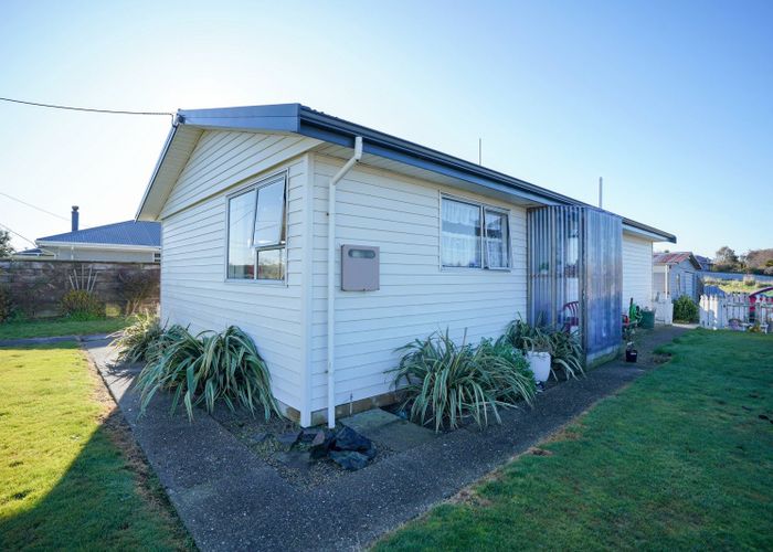  at 44 Wicklow Street, Clifton, Invercargill, Southland