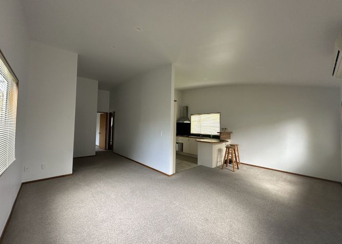  at 1070 Beach Road, Torbay, North Shore City, Auckland