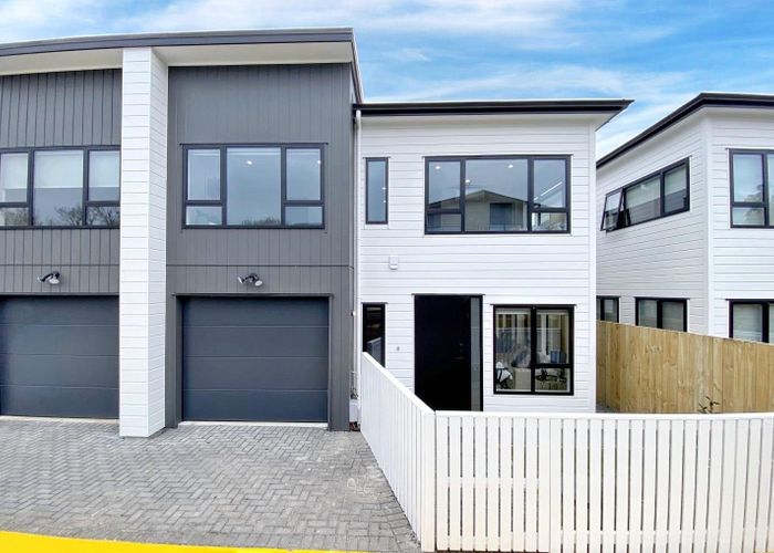  at 43B Mirrabooka Avenue, Botany Downs, Manukau City, Auckland