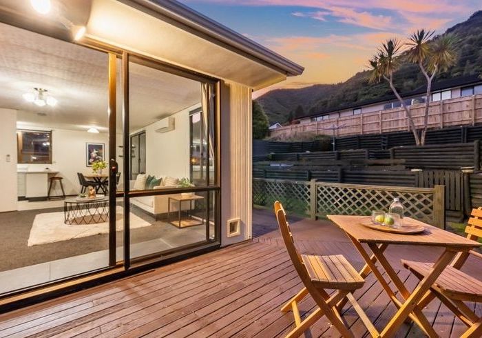  at 33 Hartford Crescent, Totara Park, Upper Hutt