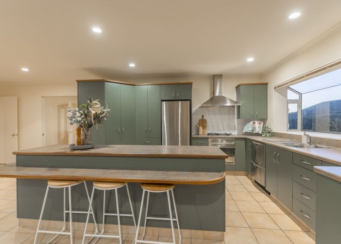  at 17 Quadrant Heights, Paraparaumu