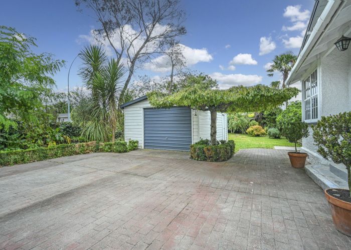  at 140 Napier Road, Havelock North