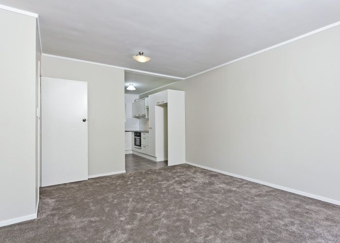  at 3/10 Hampstead Road, Sandringham, Auckland