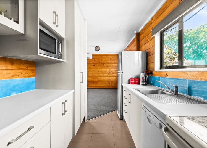  at 4/2 Lee Road, Taradale, Napier