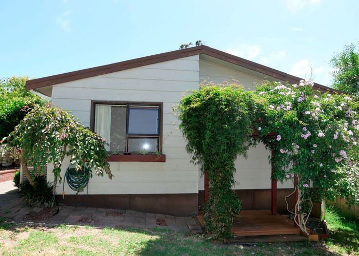  at 27 Pitoitoi St, Otaihanga, Kapiti Coast, Wellington