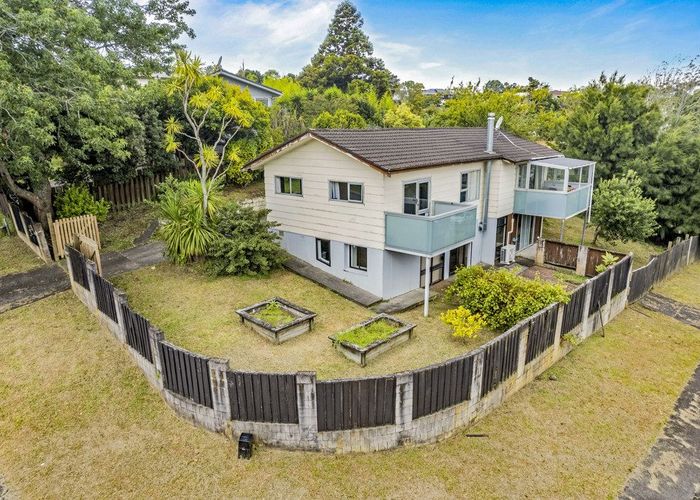  at 22 Redwood Drive, Massey, Auckland