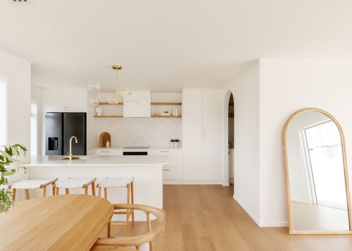  at 63 Hart Road, Richmond