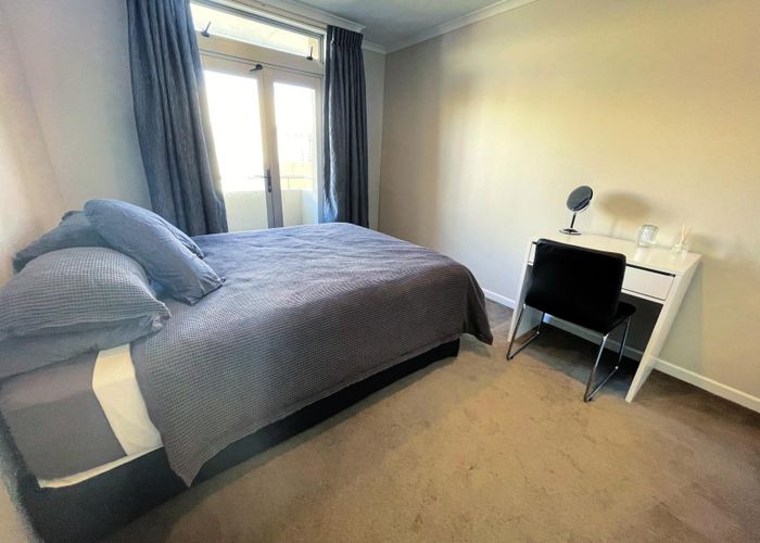  at 72/305 Evans Bay Parade, Hataitai, Wellington