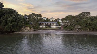  at 16 Harbour View Road, Point Chevalier, Auckland