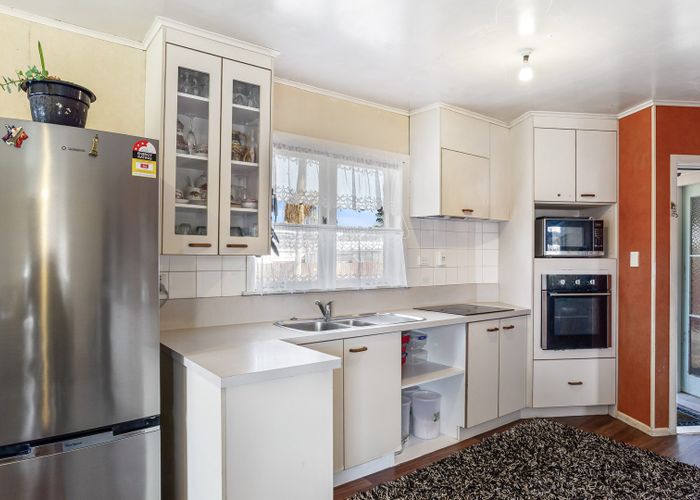  at 5 Eastburn Street, Papakura, Papakura, Auckland