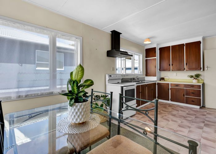 at 5 Ranfurly Street, Frankleigh Park, New Plymouth