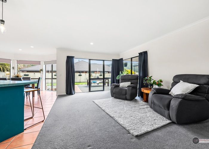  at 5 Sapphire Grove, Birchville, Upper Hutt