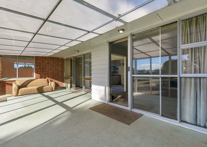  at 80 Kahu Road, Paremata, Porirua