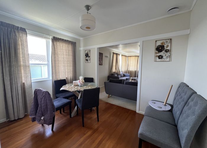  at 10 Lomita Road, Johnsonville, Wellington, Wellington