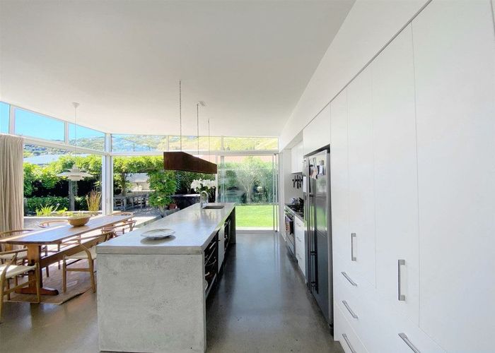  at 3 Van Asch Street, Sumner, Christchurch City, Canterbury