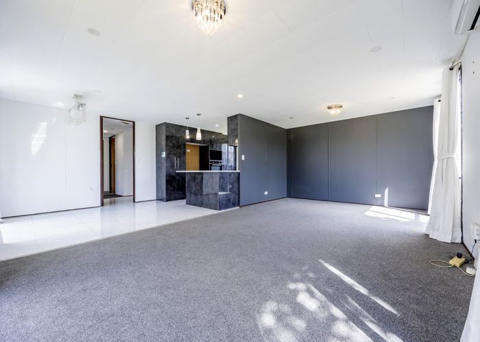  at 2/34 Tomo Street, New Lynn, Waitakere City, Auckland