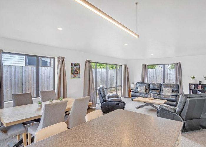  at 5/49 Charles Street, Waltham, Christchurch