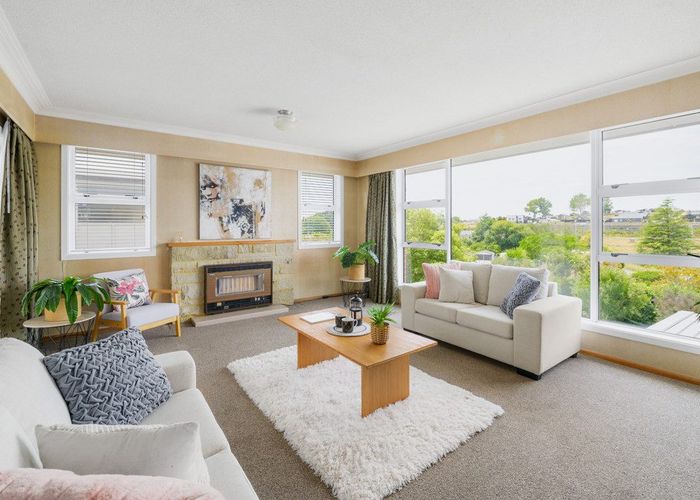  at 56 Acacia Crescent, Glenview, Hamilton