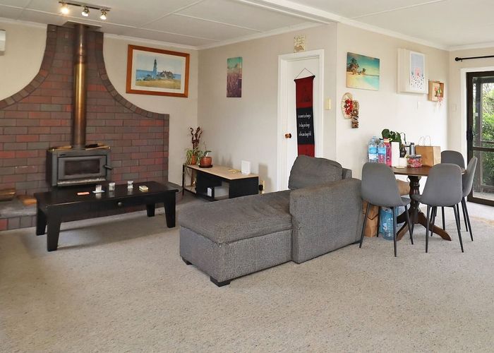  at 6 Parker Street, Glenavy