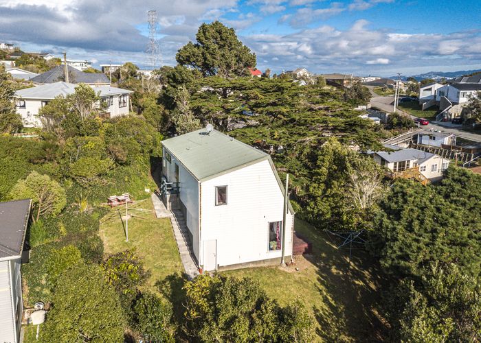  at 86A Black Rock Road, Newlands, Wellington