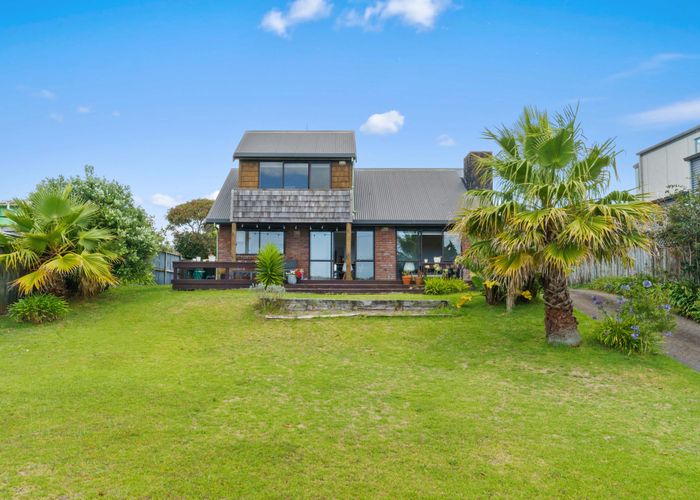  at 740 Papamoa Beach Road, Papamoa Beach, Tauranga, Bay Of Plenty