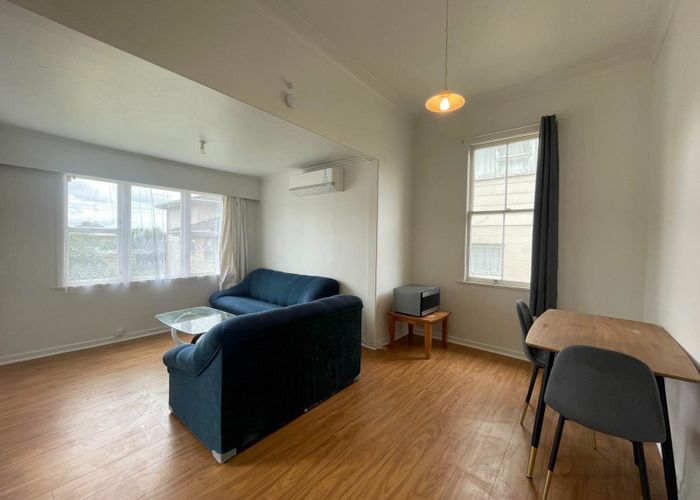  at 2/1125 New North Road, Mount Albert, Auckland City, Auckland