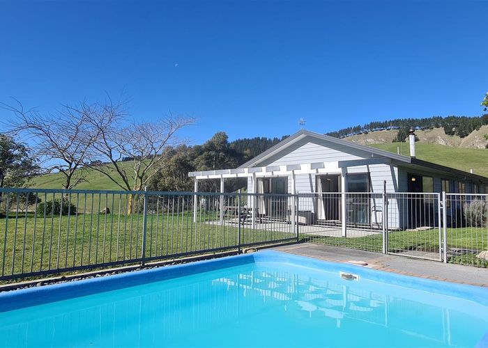  at 814 State Highway 2, Pakipaki, Hastings