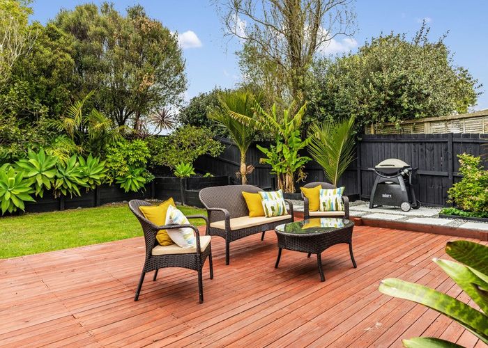  at 14 Justin Place, Te Atatu Peninsula, Auckland