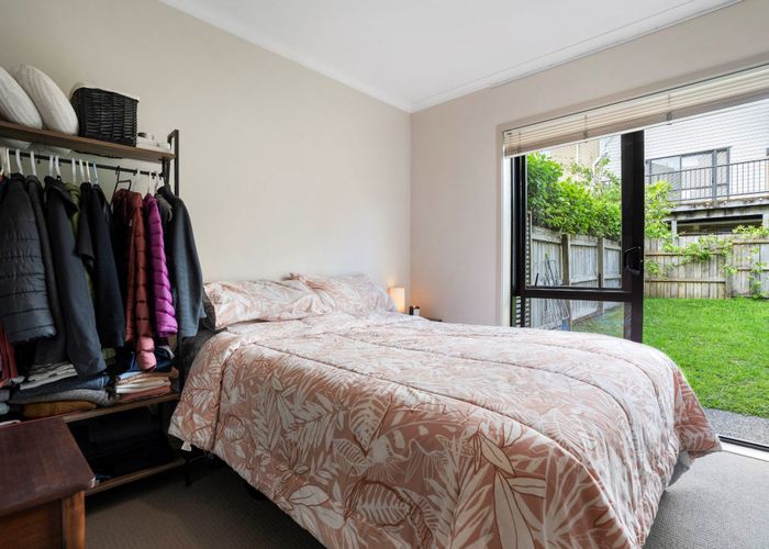  at 24/172 Mcleod Road, Te Atatu South, Auckland