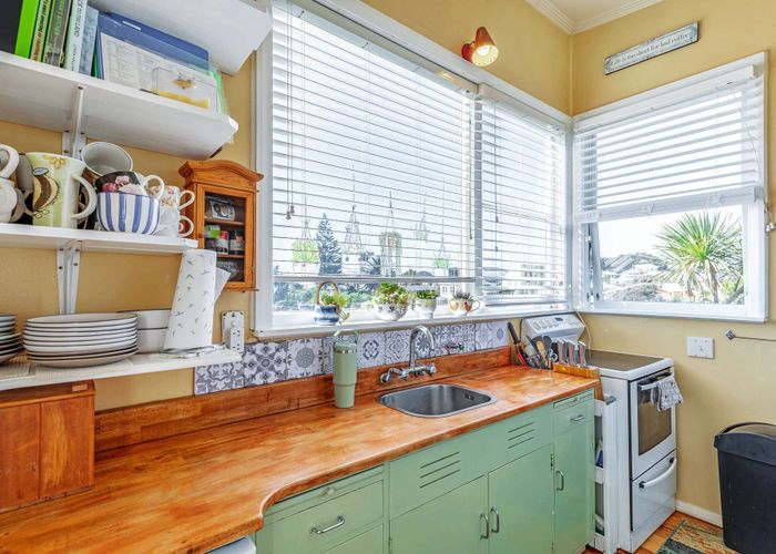  at 72 Park Avenue, Waitarere Beach, Levin