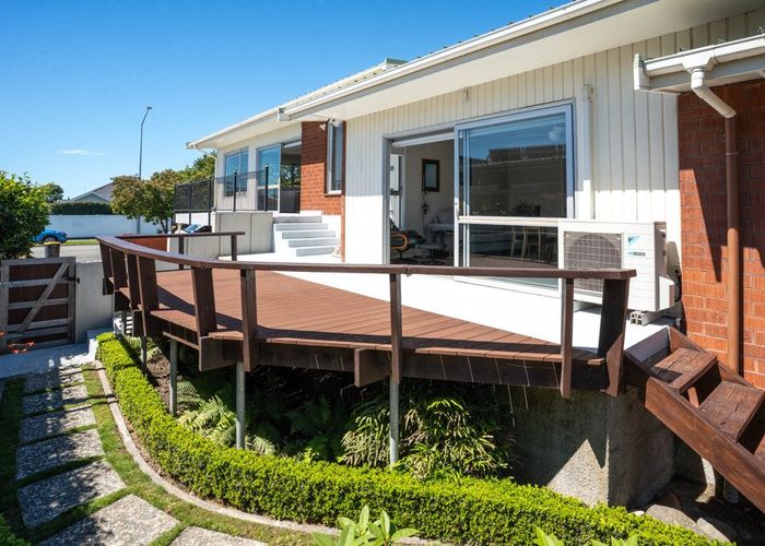  at 309 Avonhead Road, Avonhead, Christchurch City, Canterbury