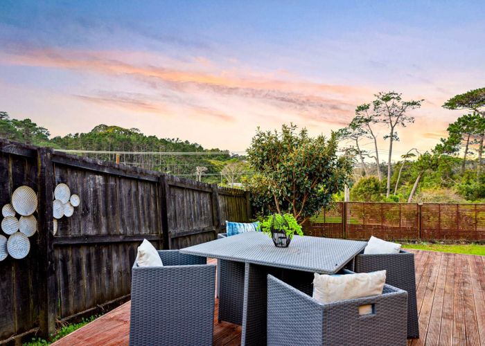  at 45 Bradnor Meadows Drive, Swanson, Waitakere City, Auckland