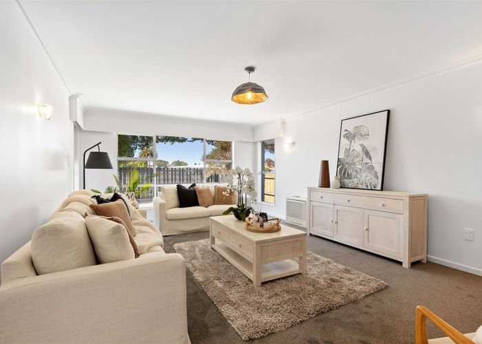  at 385 Main North Road, Redwood, Christchurch
