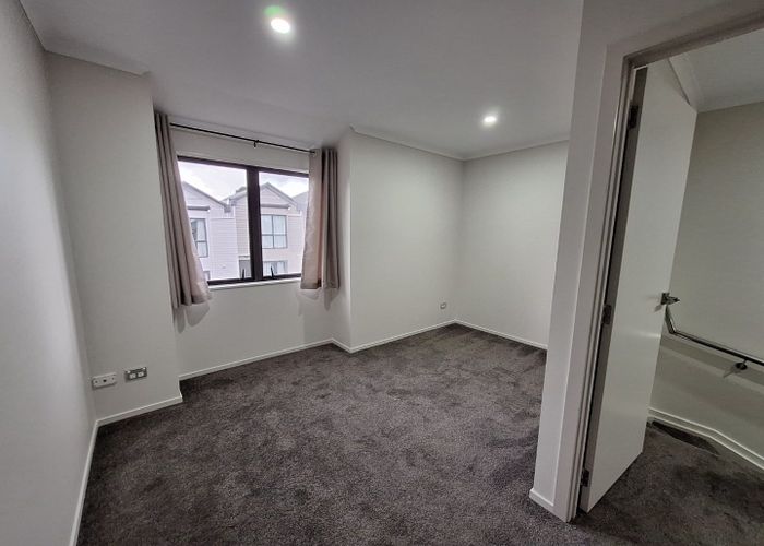  at 20 Wallson Crescent, Wiri, Manukau City, Auckland