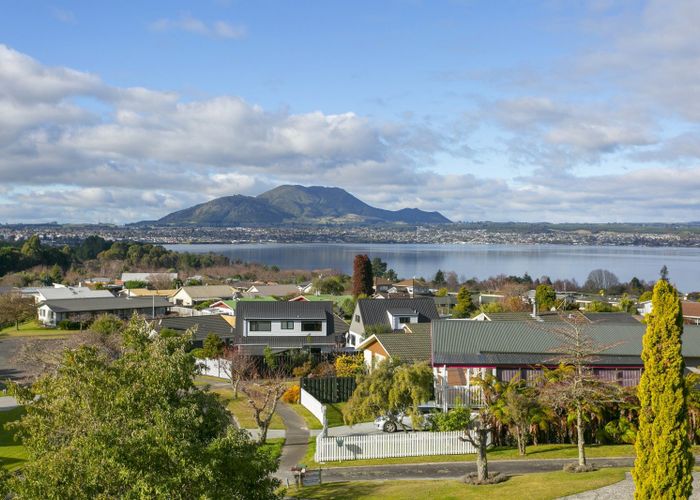  at 15 Cherry Lane, Acacia Bay, Taupo