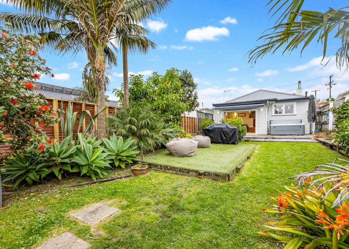  at 28 Edgars Road, Westmere, Auckland City, Auckland