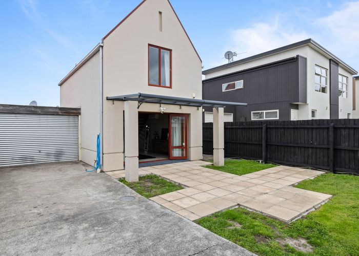  at 100 Grafton Street, Waltham, Christchurch City, Canterbury