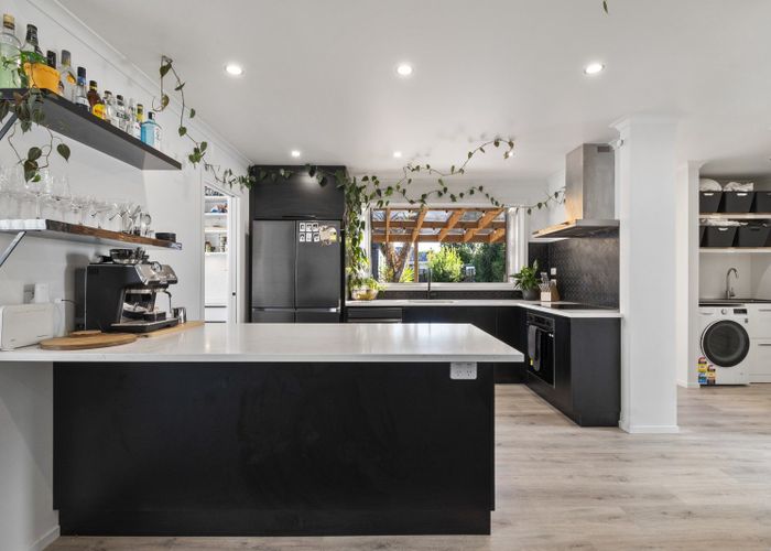  at 182 Kimbolton Road, Feilding, Feilding