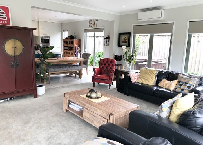  at 60 Beach Road, Castor Bay, Auckland