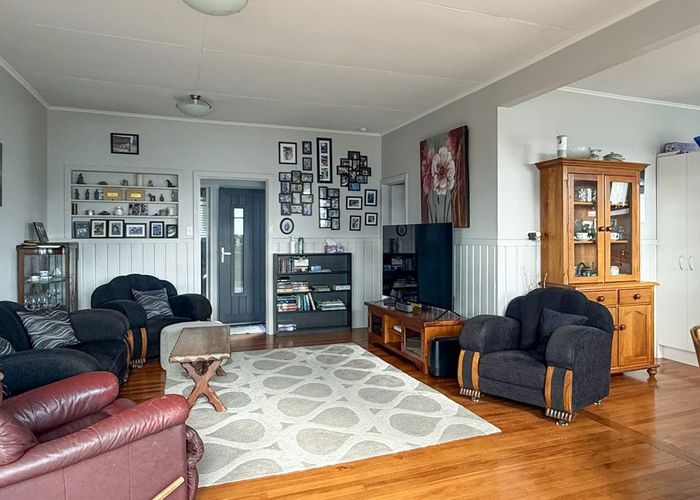  at 2/8 Hinemoa Avenue, Lake Taupo, Taupo, Waikato