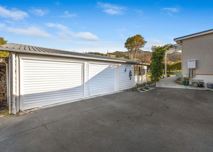 at 33 Fairview Terrace, Sawyers Bay, Dunedin