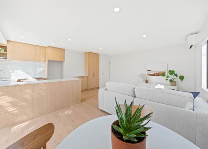  at 17A  Greenhithe Road, Greenhithe, North Shore City, Auckland