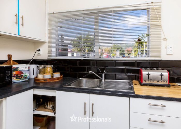  at 2/781 Fergusson Drive, Elderslea, Upper Hutt, Wellington